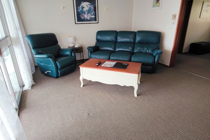 Room 11 of 23