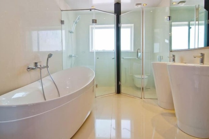 Clean Restrooms