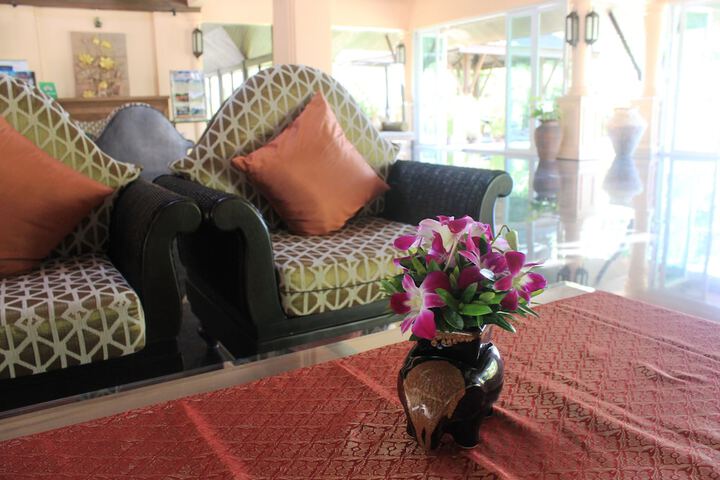 Guest Lobby