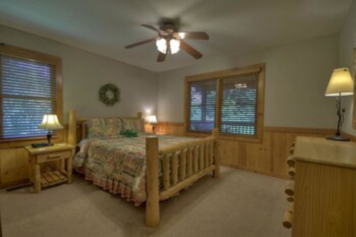 Room 27 of 29