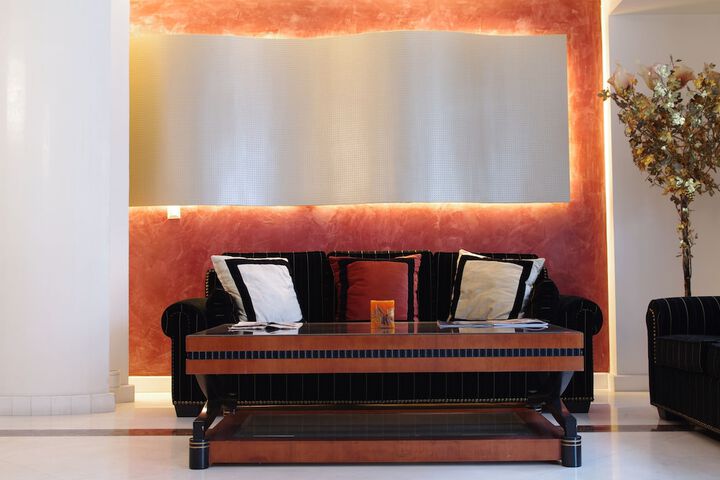 Guest Lobby
