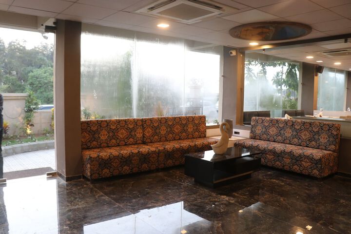 Hotel Interior 6 of 27