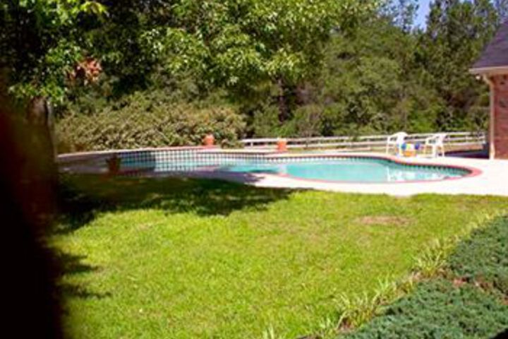 Pool 15 of 15