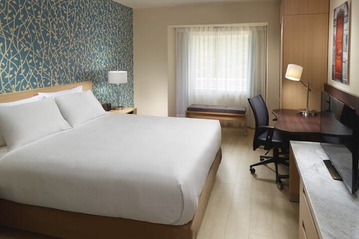 Room 8 of 46