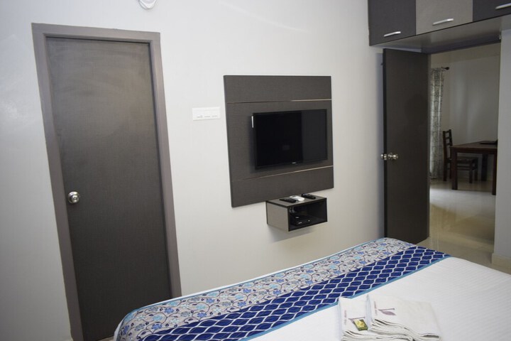 Room 27 of 68