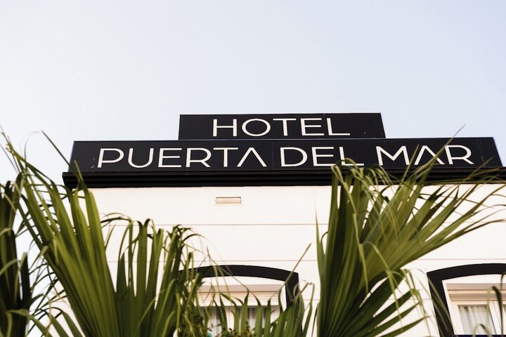 Hotel 64 of 71