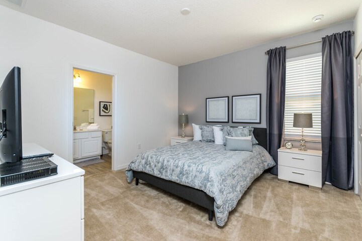Solterra 6025 in Davenport, FL