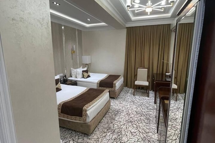 Room 26 of 49
