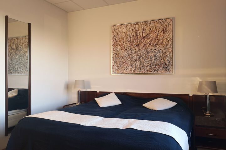 Room 4 of 56