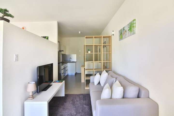Room 5 of 7