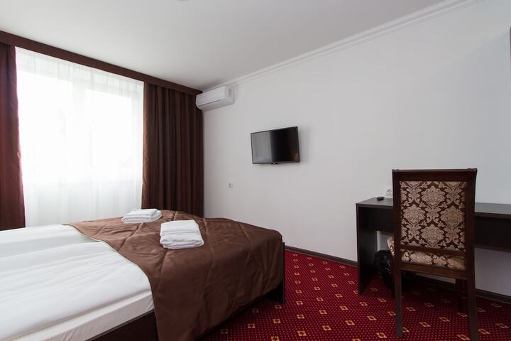 Room 15 of 31