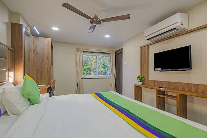 Room 20 of 38