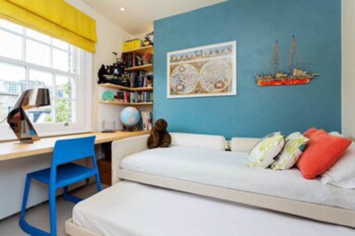 Room 7 of 30