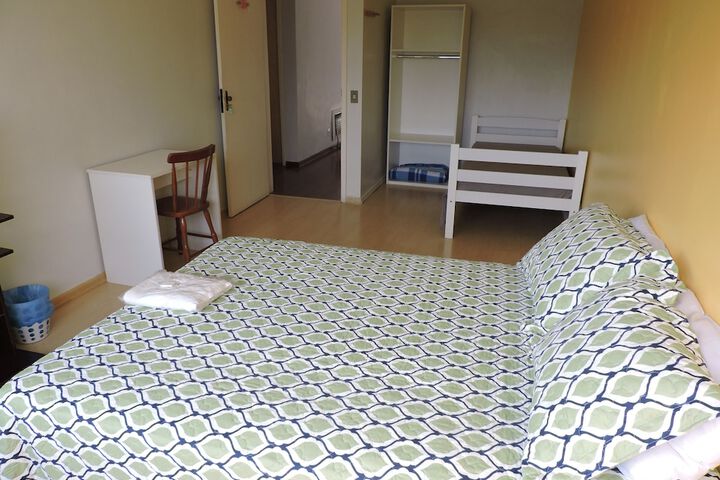 Room 3 of 39