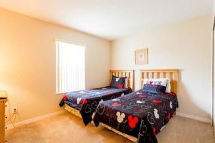 Room 28 of 52