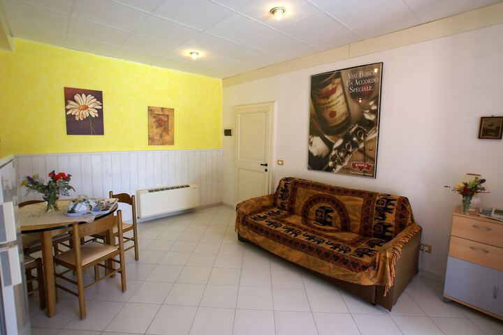 Room 20 of 74