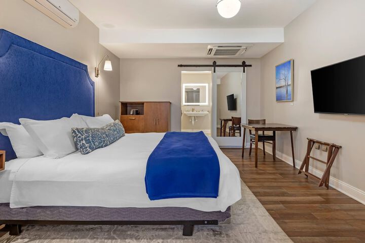 Room 20 of 71