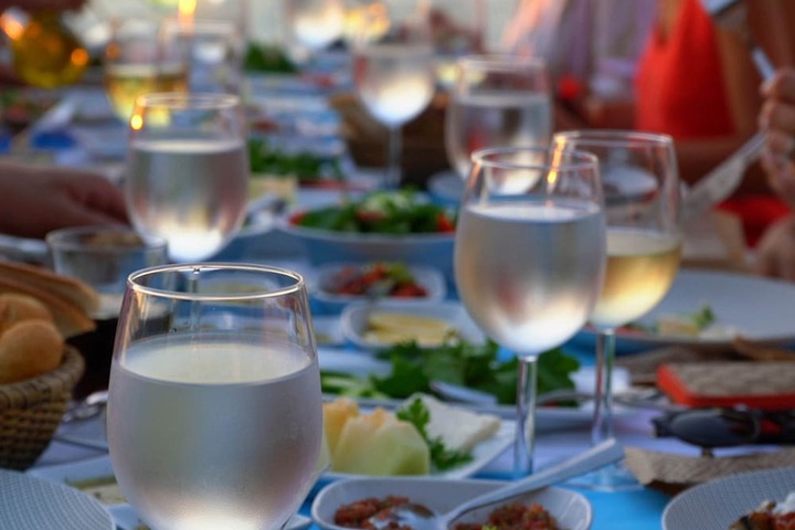 Dining 38 of 152