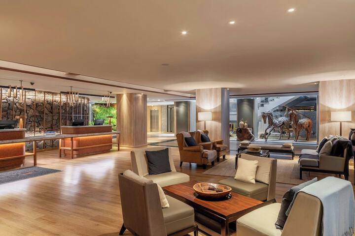 Guest Lobby