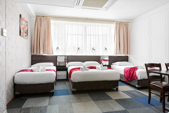 Room 52 of 113