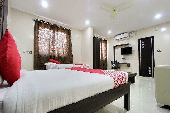 Room 18 of 32