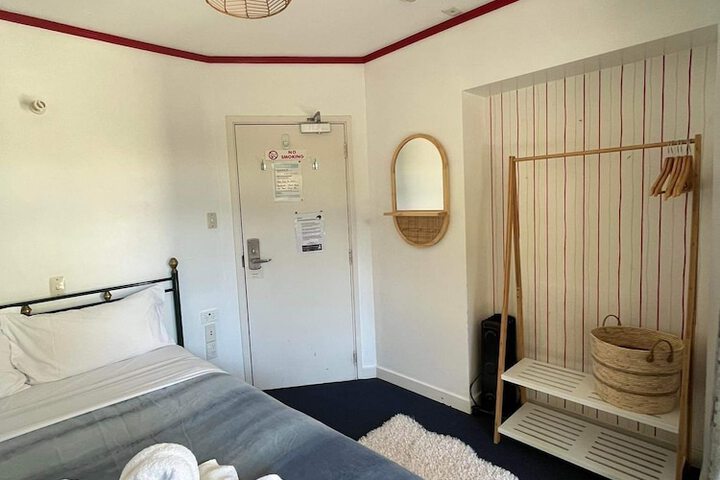 Room 14 of 53