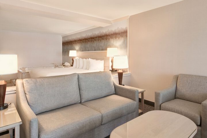 Room 43 of 101
