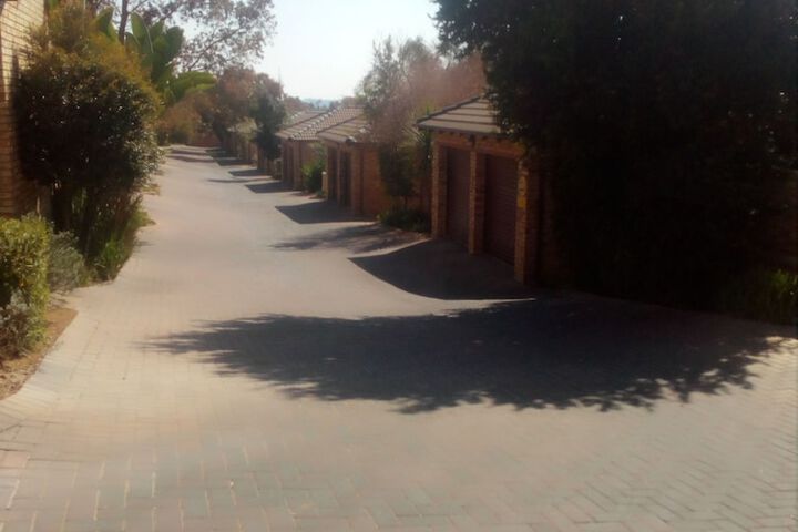 Property Grounds 28 of 30