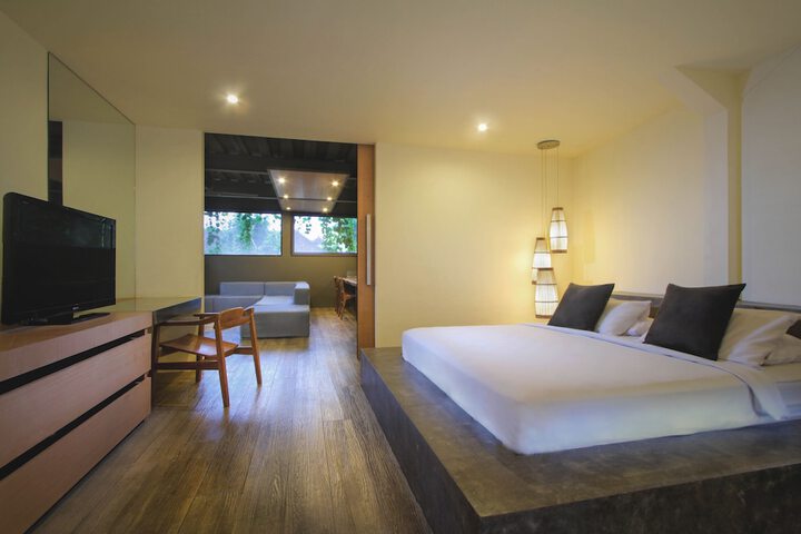 Room 18 of 56