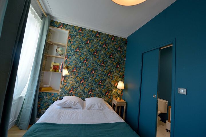 Room 15 of 44