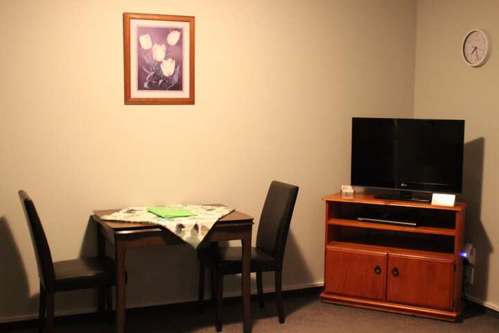 Room 9 of 36