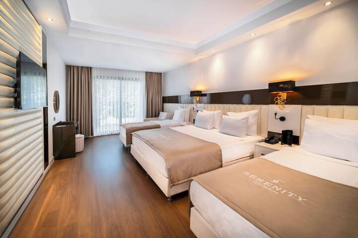 Room 5 of 28