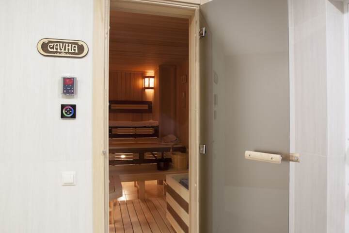 Room 13 of 64