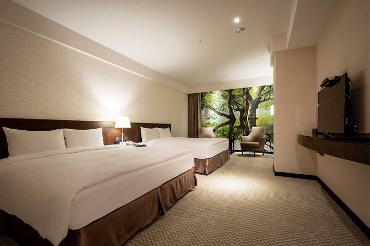 Room 35 of 120