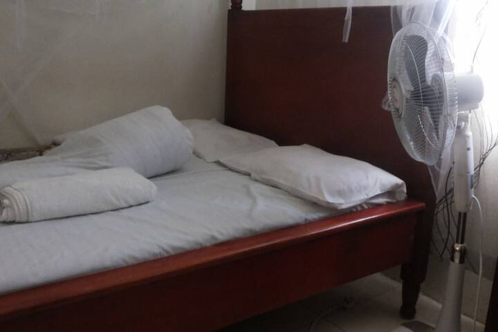 Room 25 of 78