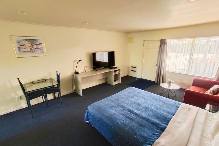 Room 17 of 57