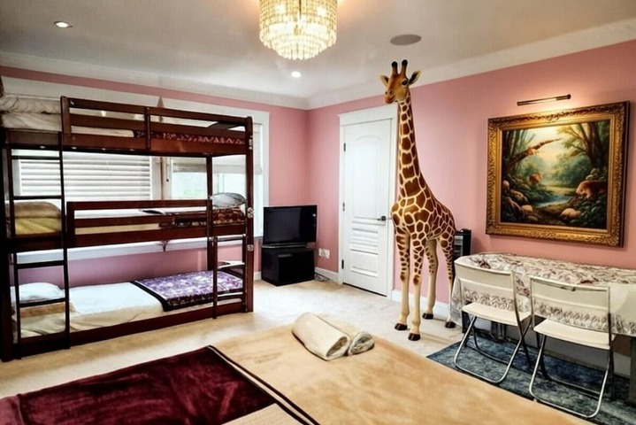 Room 62 of 135