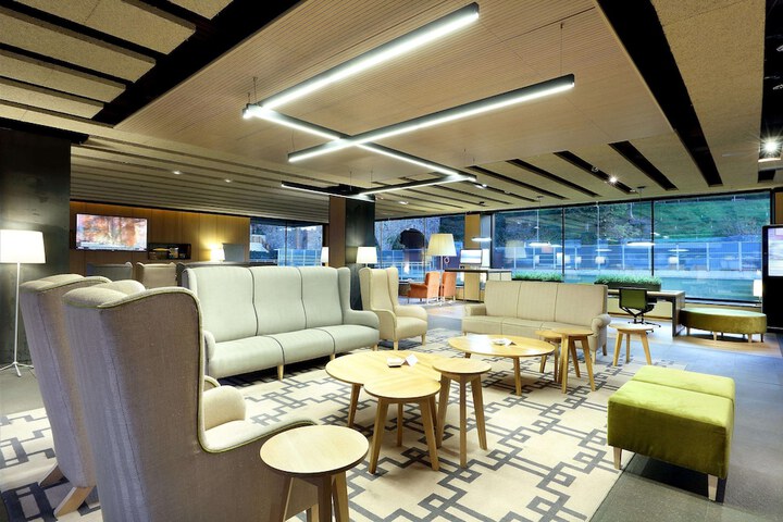 Hotel Lobby