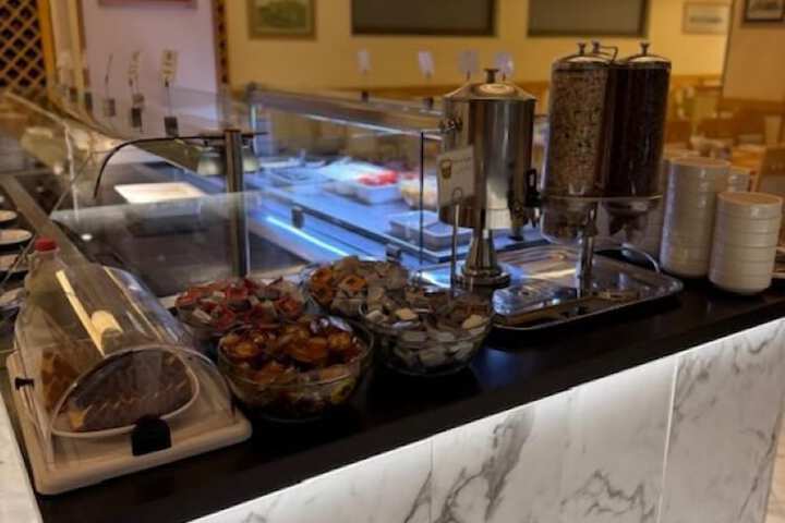 Breakfast/Coffee Service 13 of 19