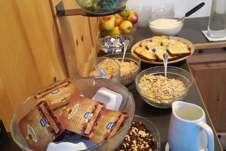 Breakfast/Coffee Service 26 of 46