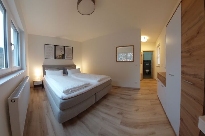 Room 14 of 50