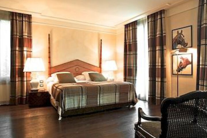 Room 25 of 36