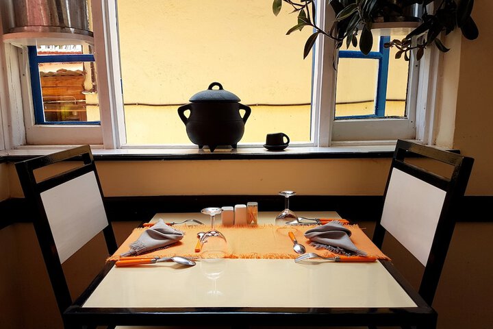 Dining 20 of 33