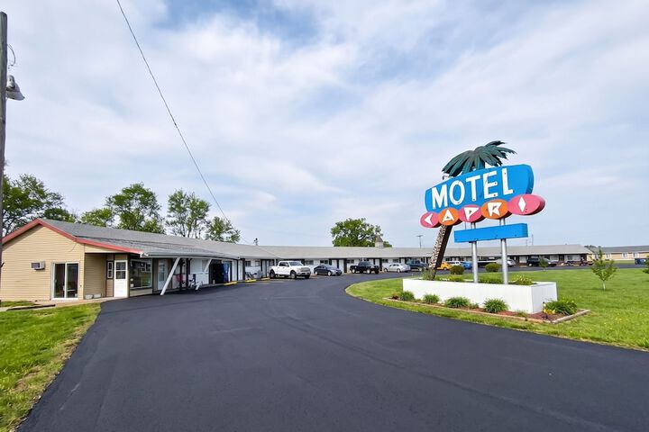 Photo of Capri Motel by OYO Elwood Wathena
