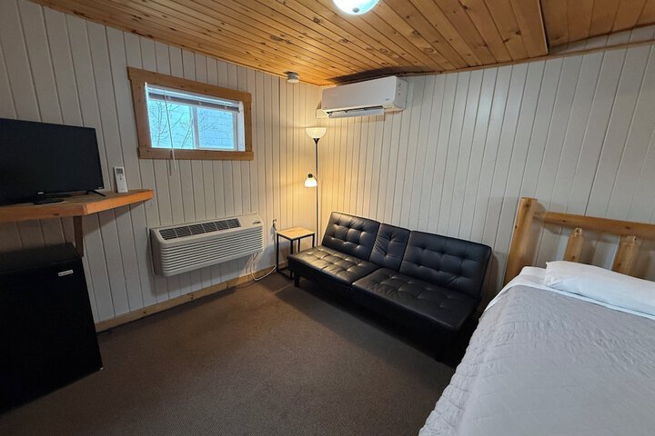 Room 21 of 32