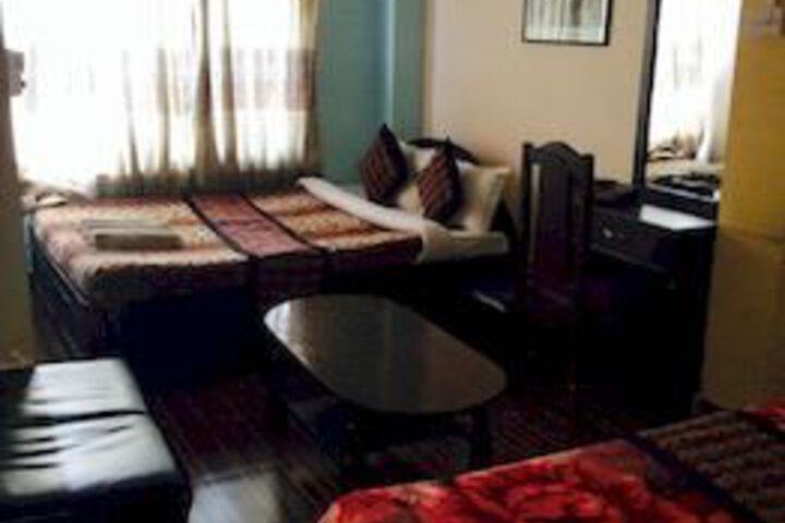 Room 14 of 26