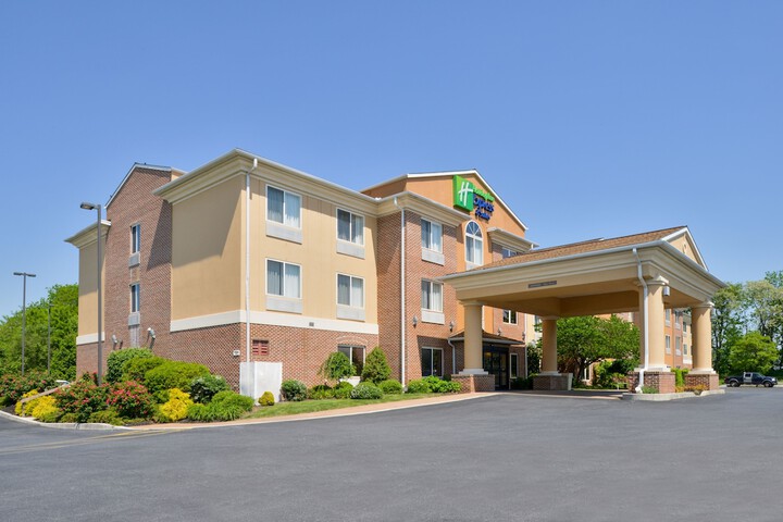 Hotel 67 of 77