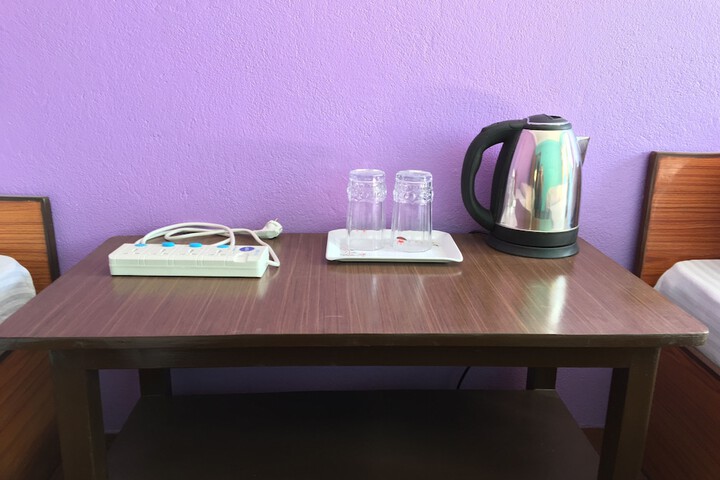 Room 14 of 18