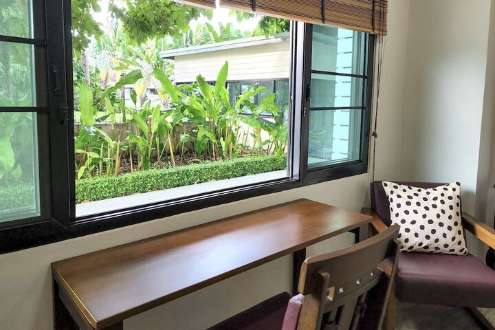 Room 32 of 80