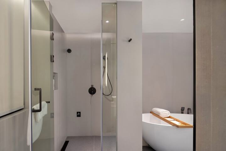 Room 20 of 40